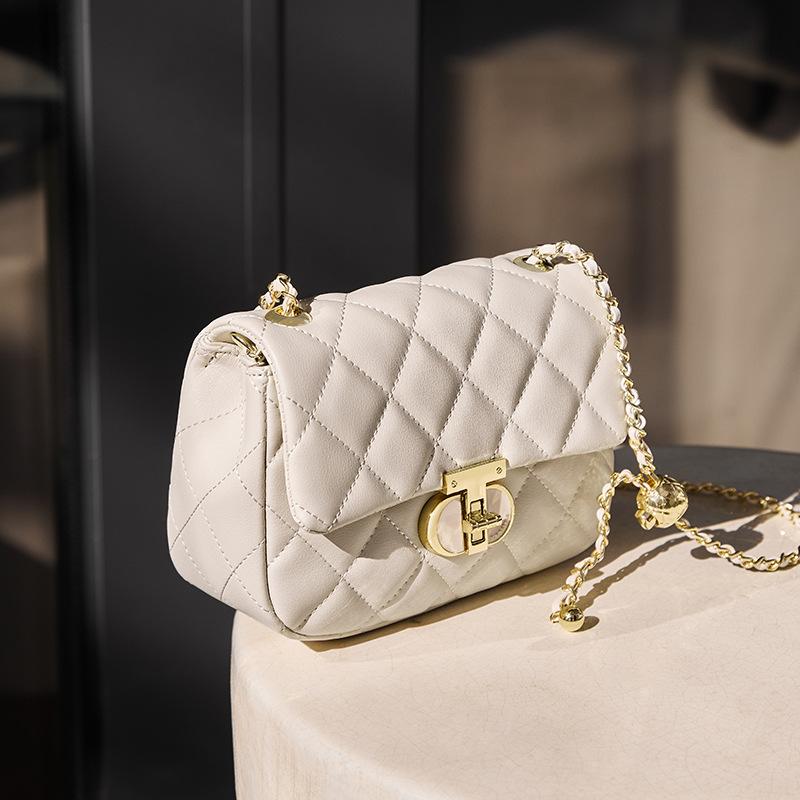 

Миссис. Qiao Маленькая Сумка 2025 Женская Сумка Через Плечо Цепочка Маленькая Натуральная Кожа Женская Сумка На Плечо Long19.5CM*Thick7.5CM*Hig бежевый