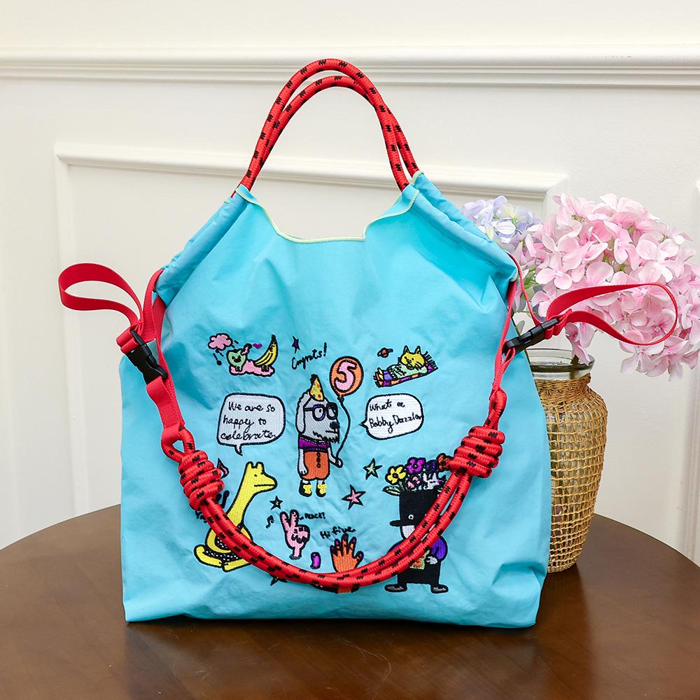 Eco-Friendly Summer Waterproof Embroidery Nylon Large-Capacity Shoulder Bag for Women