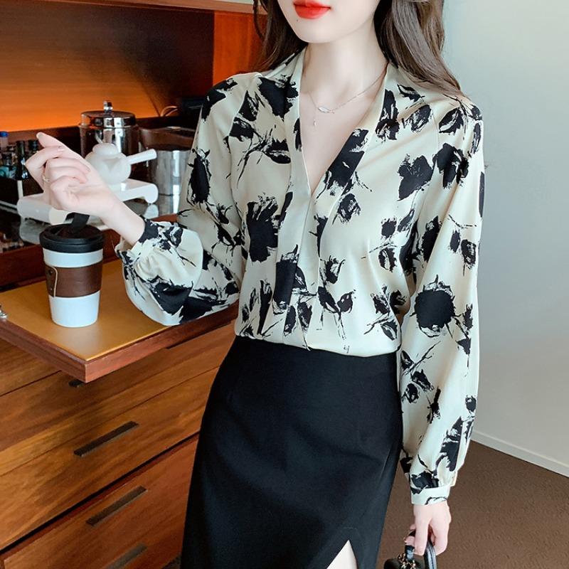 Mürekkep Baskılı Fener Kol Retro Bol Kadın Gömlekleri Üstler Moda Zarif V Yaka Slim Fit Günlük Bluz Kadın Basit İlkbahar Ofis Bayan Gömleği 26348