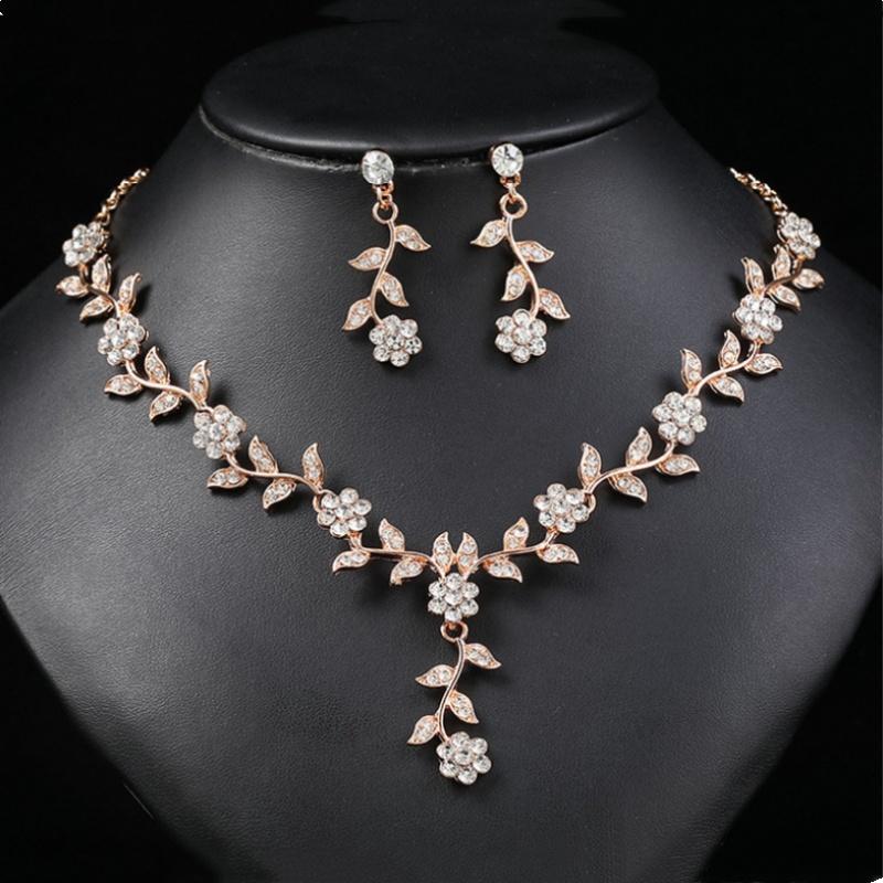 

Комплекты украшений для невесты со стразами для женщин, цветочные чокеры, серьги, свадебное платье, свадебные аксессуары