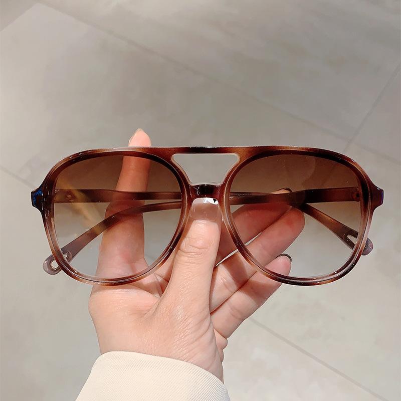 

Vintage Luxury Brand Designer Pilot Sunglasses Women For Men Sun Glasses Trend Punk Big Frame Popular Double Bridge Shades