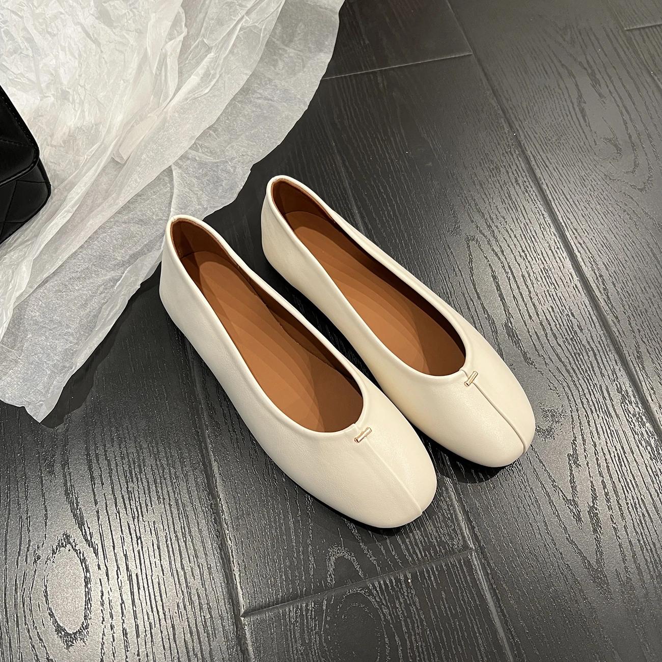 

Fashion Soft Bla Square Head Flat Bot Commuter Women s Single Shoes Faionable Round Toe Flat Heel Easy To Wear Everyday... 35 белый