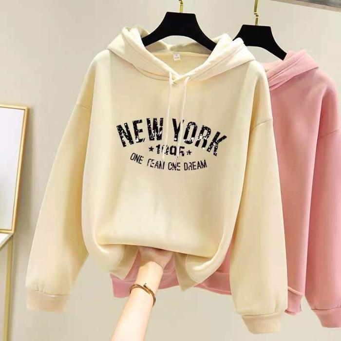 Korean Style Women's Fleece-Lined Hooded Sweatshirt, Plus Size, Loose Fit, Long-Sleeved, for Autumn and Winter.