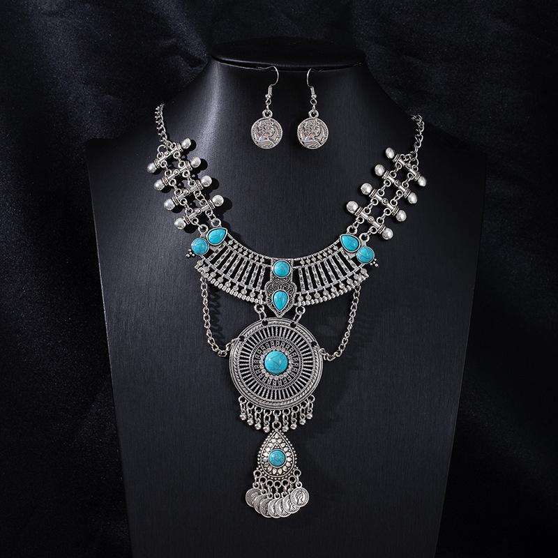 Retro Ethnic Portrait, Coin Tassel Necklace, New Chinese Exotic Collarbone Chain, Miao Jiang Girl Neck Chain