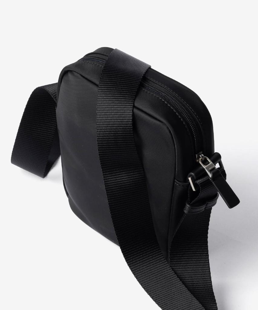 Shoulder Bag LV04D3180G SLEEK REPORTER [Calvin Klein] Men's BLACK/Black [Used]