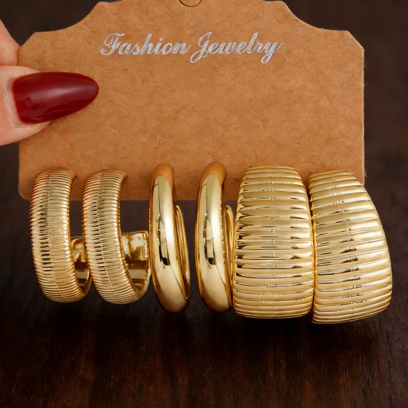 Gold Geometric Water Drop Earrings & C-Shaped Ear Cuffs Set