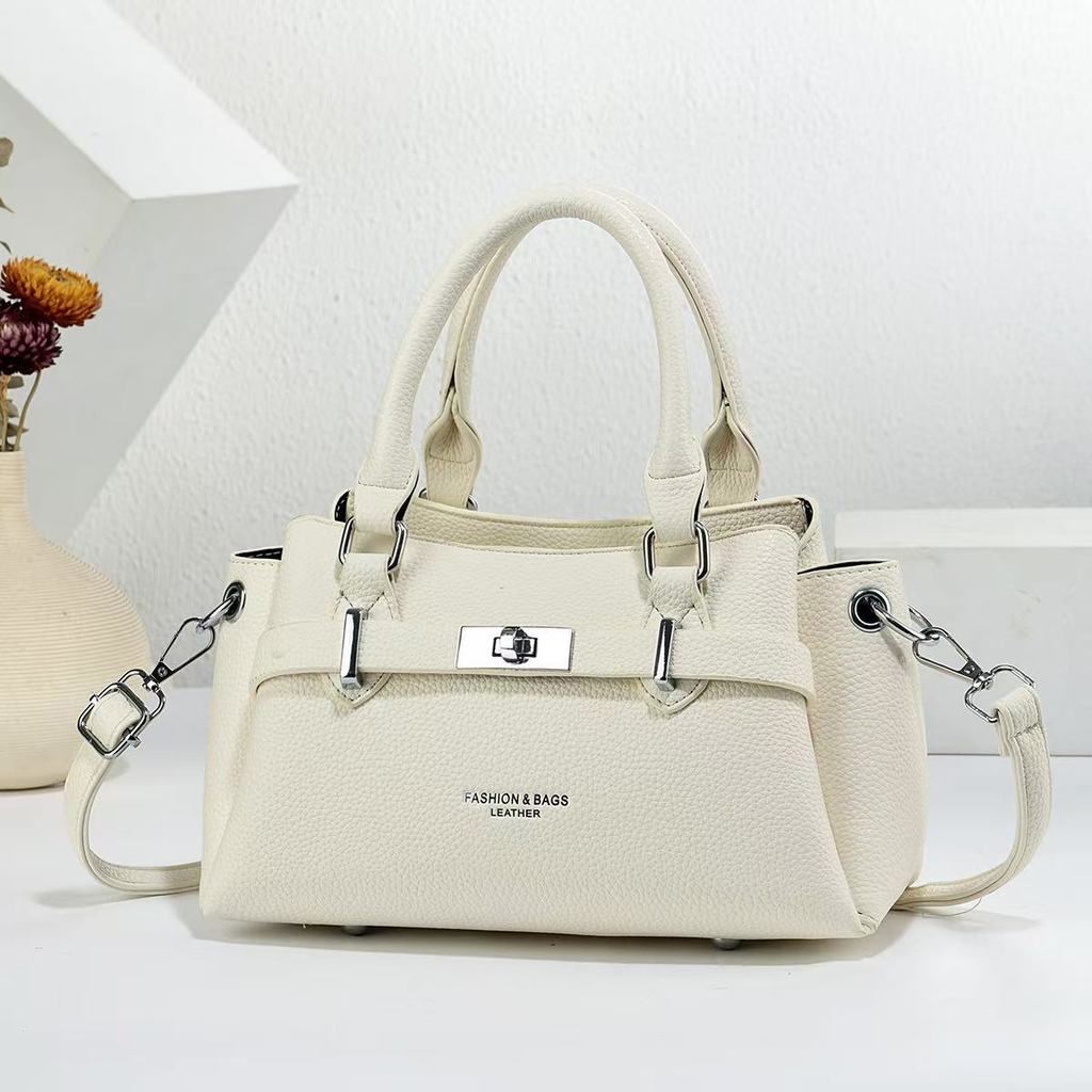 Pu Material Handbag For Casual Travel With Zipper Closure And Inner Pocket