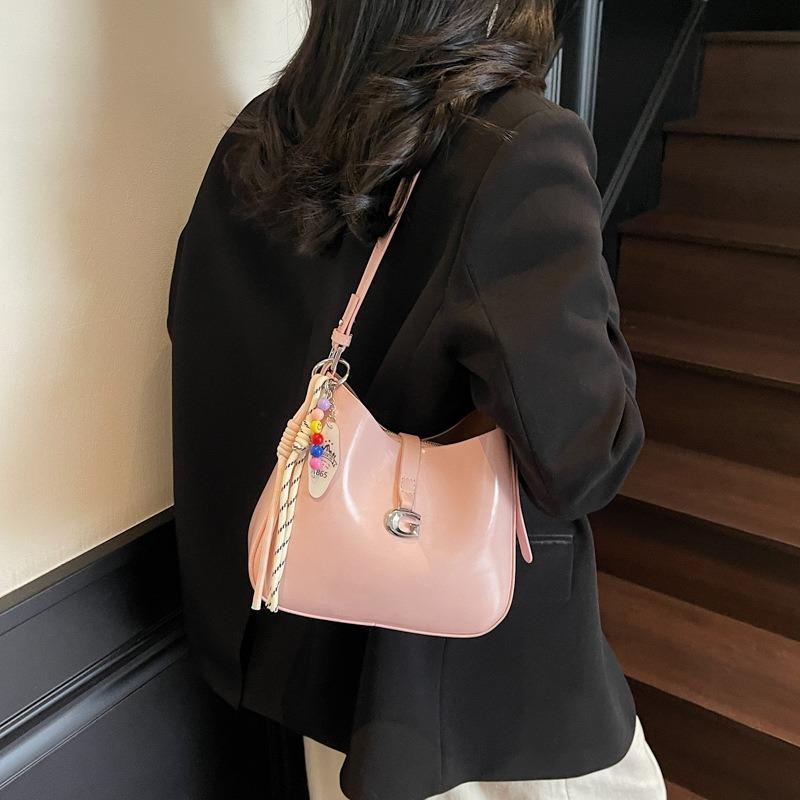 Small bag women's new summer versatile simple shoulder messenger bag is now popular bucket bag