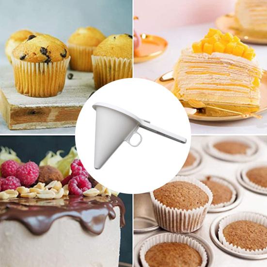 Batter Dispenser with Handle Leak-Proof Batter Pitcher for Icing Chocolate Pancake Mix BPA-Free Plastic Batter Bottle for Baking & Kitchen Use