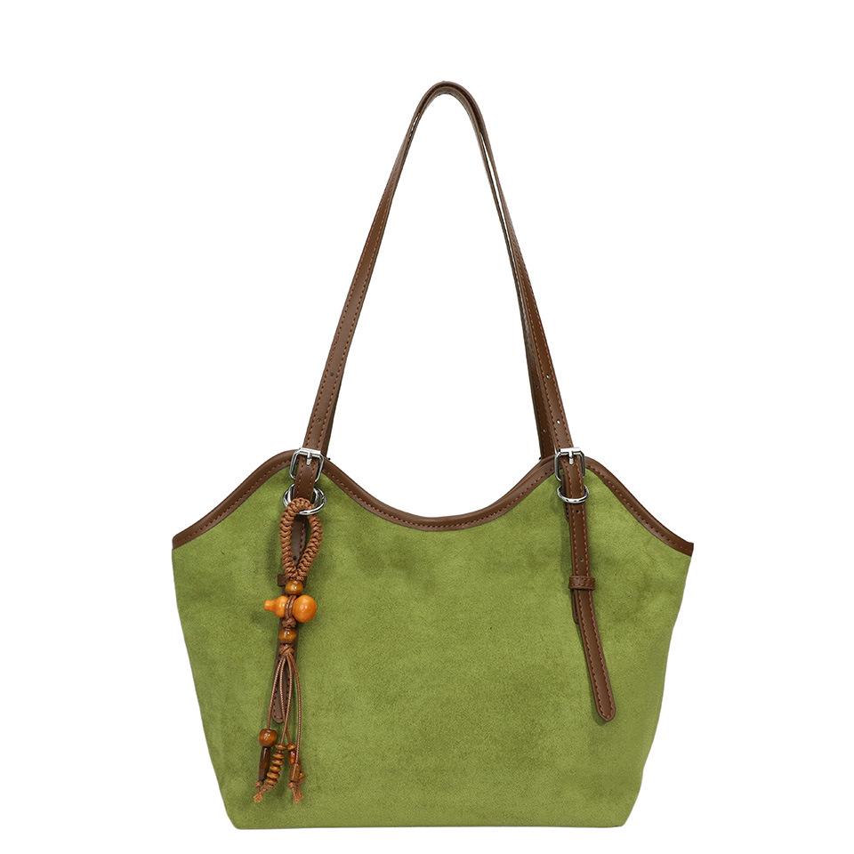 

2025 Women s Large Capacity Autumn Tote: Stylish, Youthful, One-Shoulder Commuter Bag No Pendant зелений