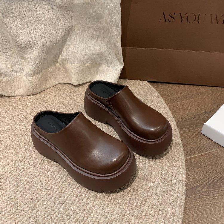 

[Armano] Черные нескользящие шлепанцы на платформе для женской летней носки 2025 новые шлепанцы с полупрозрачным верхом для женщин 40 темно-коричневого