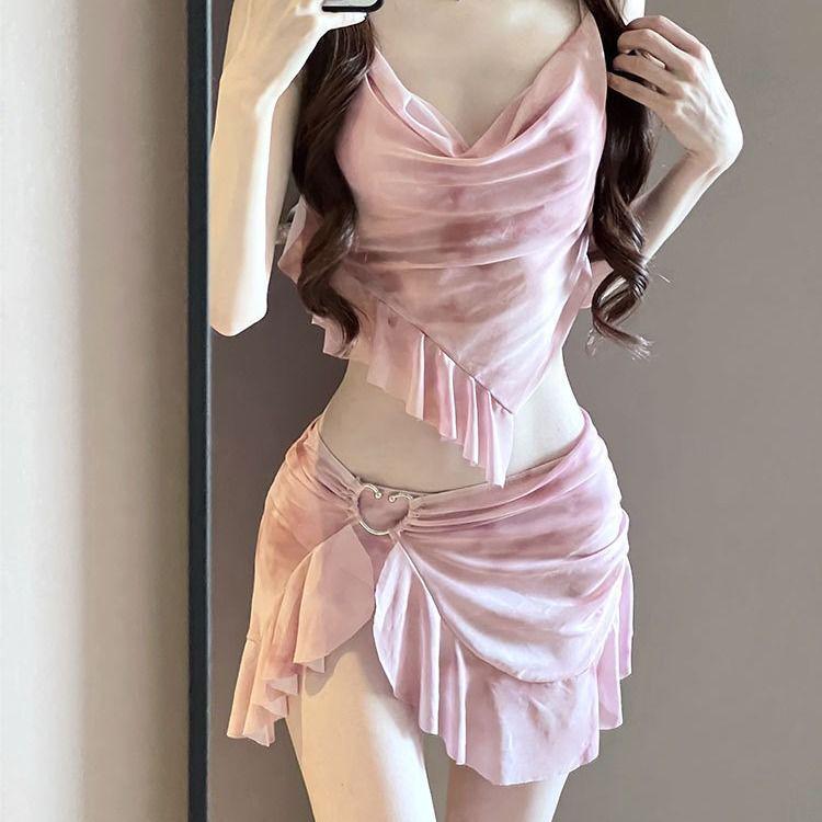 Thailand Women's Three-Piece Bikini Set: High-End, Split Design, Conservative Cover-Up, Perfect for Seaside Vacations and Hot Springs.