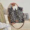 Women Plush Leopard Shoulder Bag Trendy Carrying Bag Large Capacity Stylish  Slouchy Crossbody Bag Outdoor Travel Bag