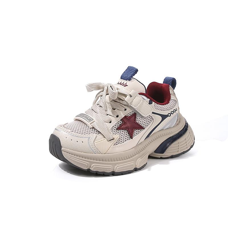 2025 autumn new students light and comfortable sports boys running shoes Korean version of the star tide girls dad shoes