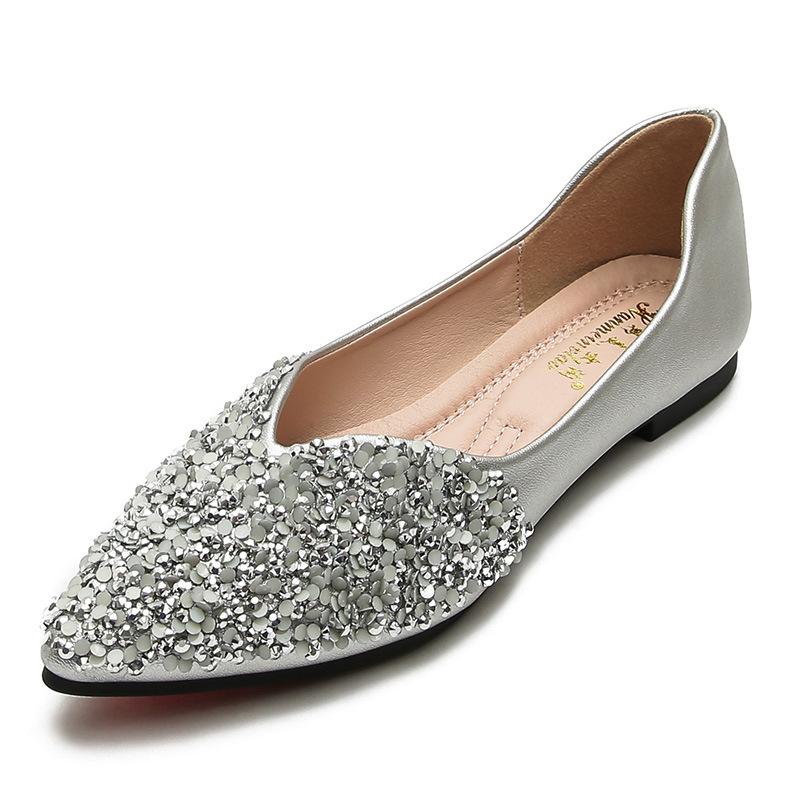 Fashion Fashion Women Flat Shoes Size 34 43 Pointed Toe Ladies Slip On Loafers Sequins Beaded Low Heel Shoes for Women Zapatos De Mujer