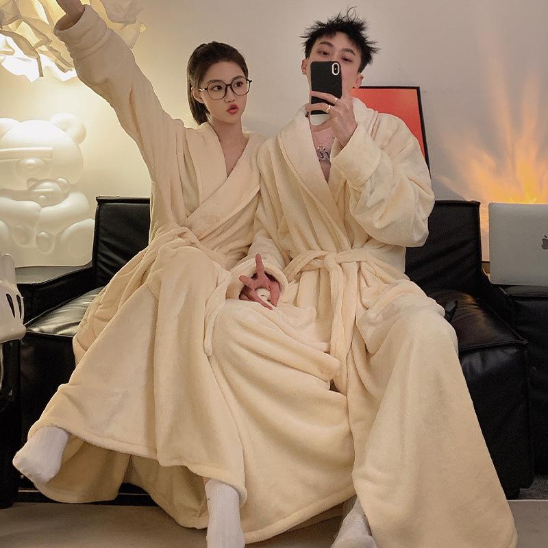 Spot Winter Coral Fleece Bathrobe for Women and Men - Thickened Extra Long Flannel Pajamas