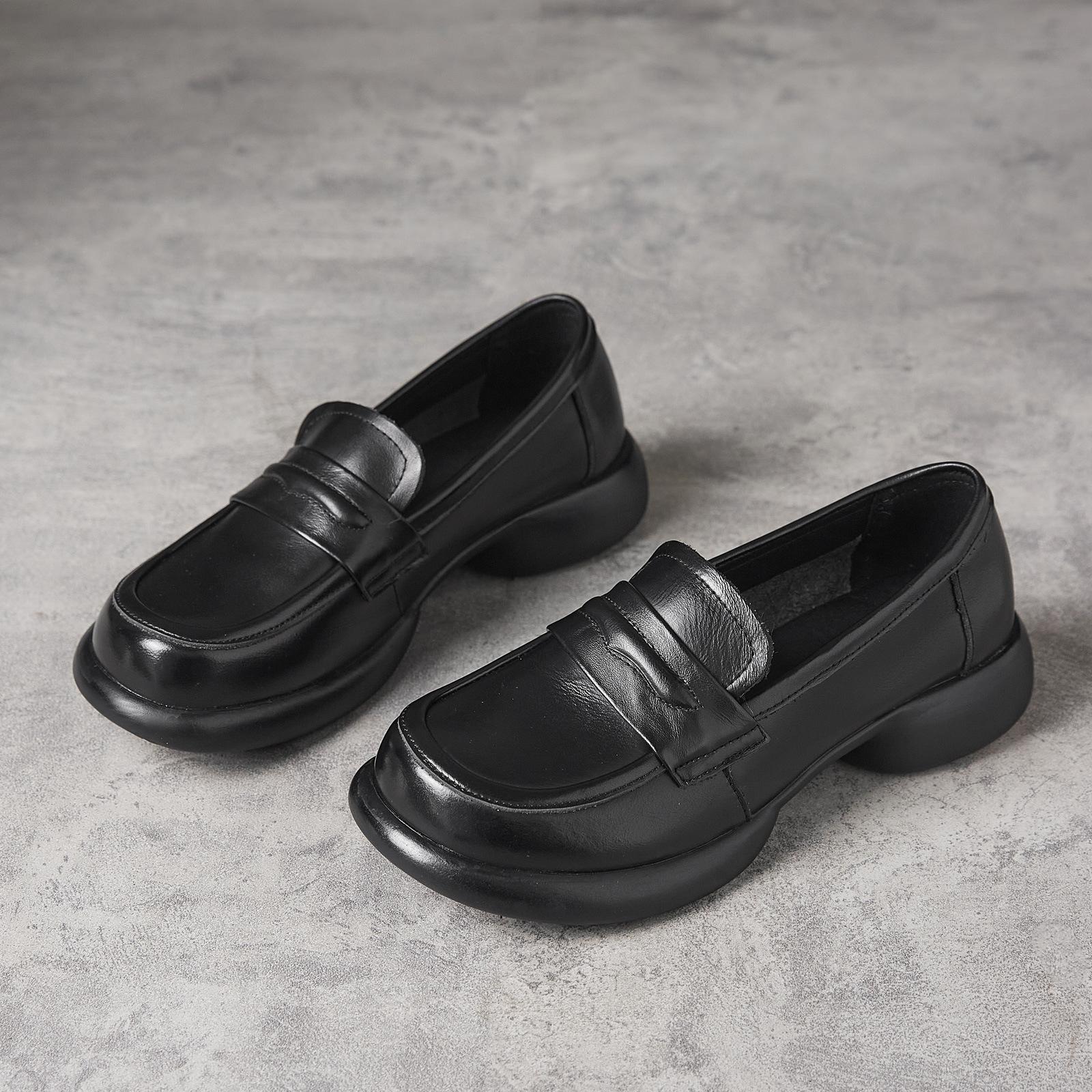 Spring new thick heel casual leather shoes women s soft surface rubber sole one pedal versatile small leather shoes women 35 чёрный 5879₽