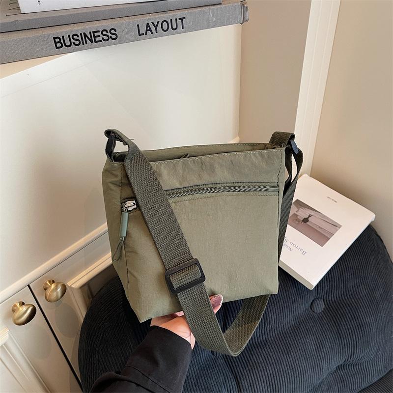 Fashion messenger casual shoulder bag large capacity commuter messenger bag handbag travel commuter bag