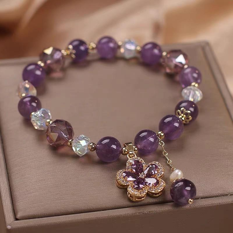 Natural Amethyst Women's Bracelet with Four-Leaf Clover Pendant - Elegant Purple Crystal Jewelry