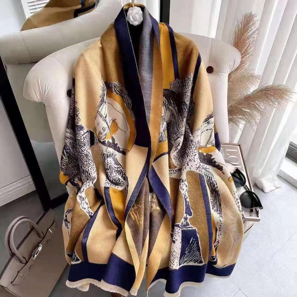 400g Retro Ethnic Bluebird Scarf: Women's Winter Warm Neck Warmer, High-End Imitation Cashmere Shawl.