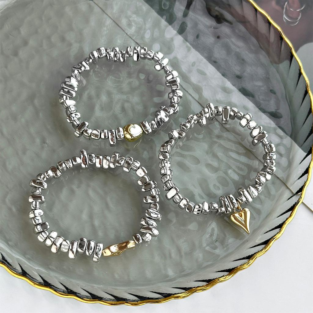 3pcs Heart Pendant Bracelets Stacked Style Irregular Beaded Bracelets for Friend Family Neighbors Gift