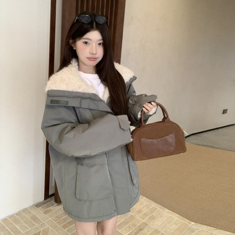 

Сшитый пирог Преодолевает Женскую Термоформовочную Хлопковую Куртку XL армия зеленый