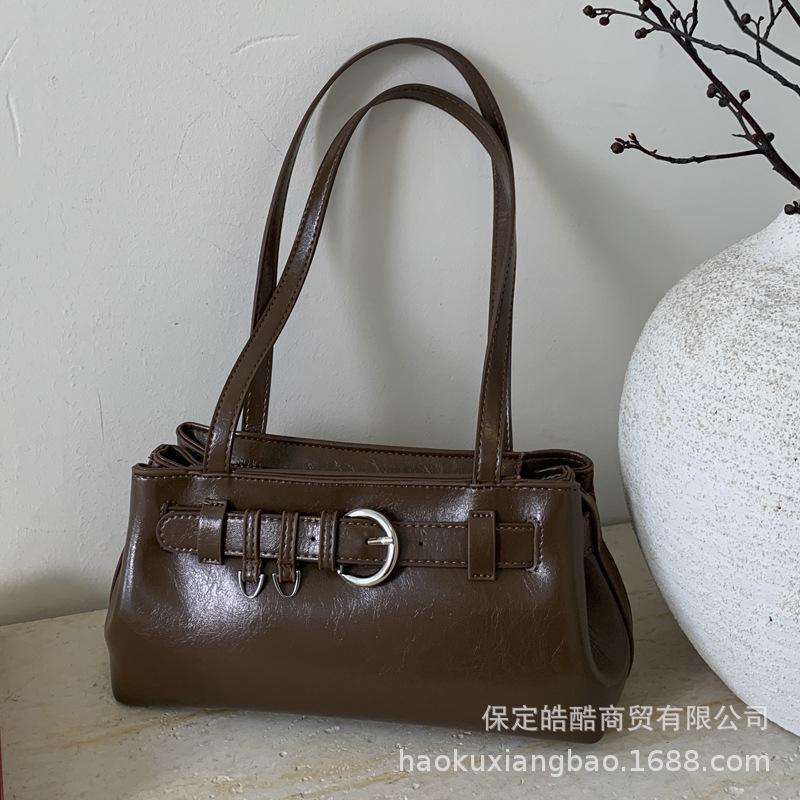 Large-capacity bag women's autumn and winter versatile 2025 new simple Korean version niche design single shoulder underarm bag method stick bag