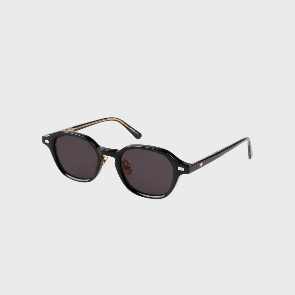 Ilsamsaemem Oval Classic Tinted Photochromic Sunglasses Black