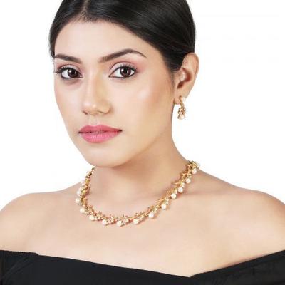 Conjunto de colar para mulheres com pedras e cristais brancos brilhantes banhados a ouro