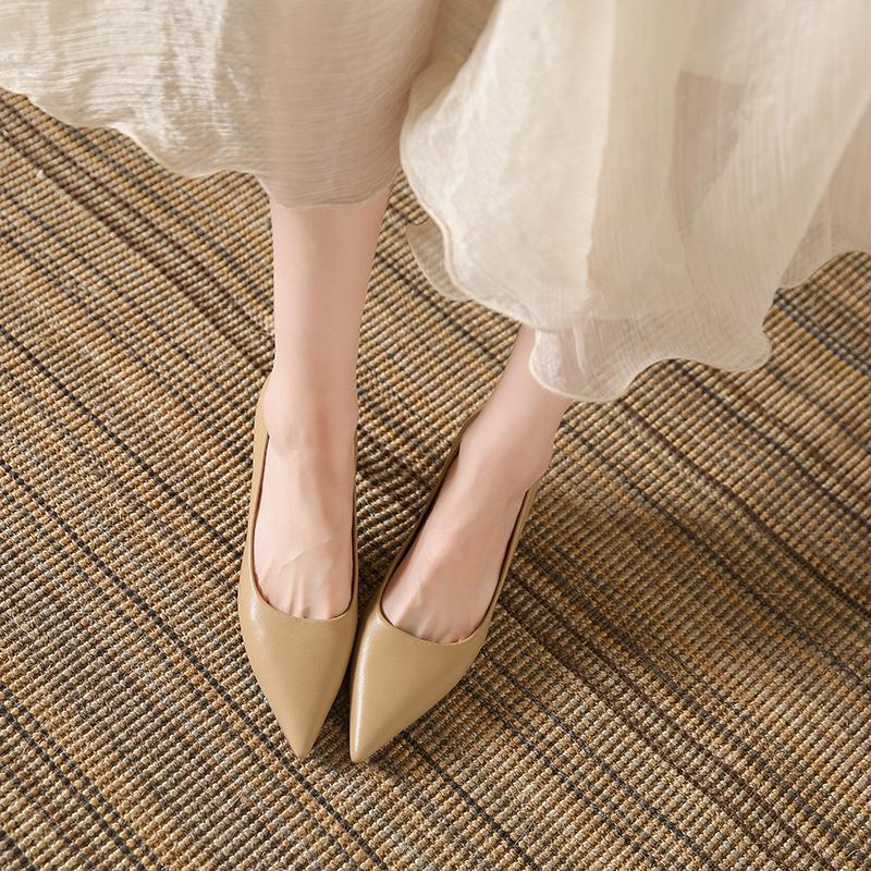 Low Heels Pumps for Women Leather Closed Toe Pointed Toe Kitten Heels Comfort Slip On Stiletto Pumps Women's Work Office Business Wedding Dress Shoes
