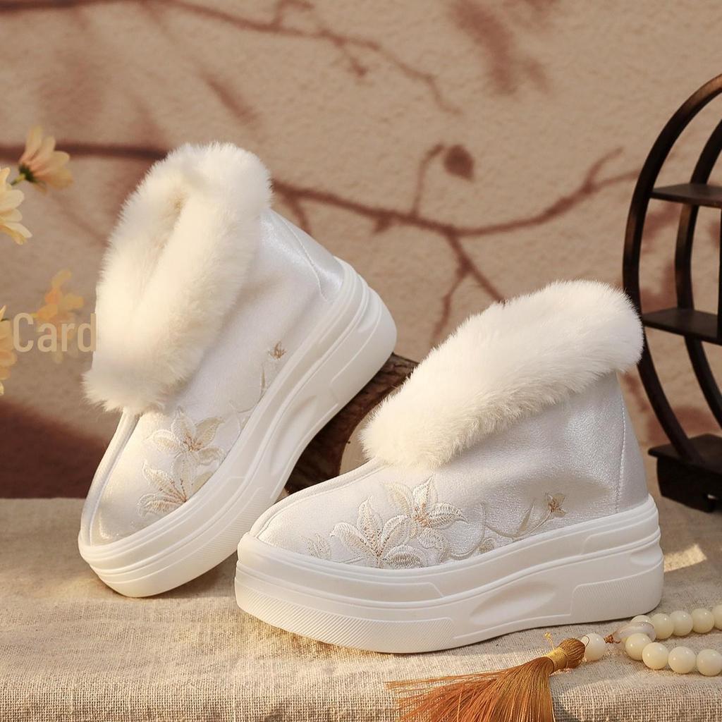 Ruoxi Autunno/Inverno 2024 Scarpe basse ricamate foderate in pelliccia - Comode calzature di cotone in stile cinese per uso interno ed esterno.