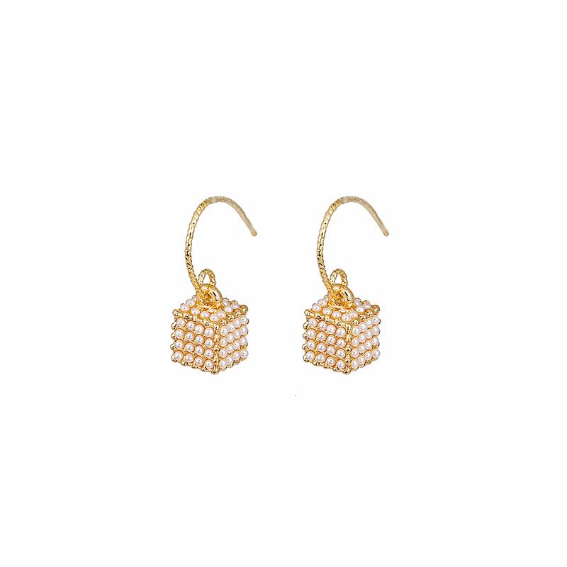 Silver Needle Inlaid Diamond Tassel Earrings with Pearl Butterfly Design