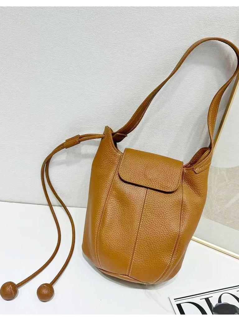 Genuine Leather Pumpkin Bucket Bag - 2025 A/W Collection, Women's Versatile Casual Fashion Shoulder/Crossbody, Large Capacity
