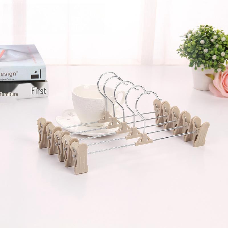 Retractable Stainless Steel Non-slip Hanger with Adjustable Clips for Trousers, Skirts, Underwear, and Socks.