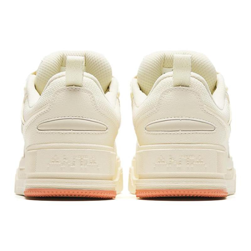 Anta Slightly Sweet Puffy Shoes Abrasion Resistant Low top Skateboard Shoes Women's Beige Sneakers 922348001-1