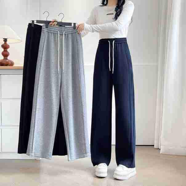 S41 Plus Size Women's Loose Fit Wide Leg Floor-Length Trousers for Autumn/Winter