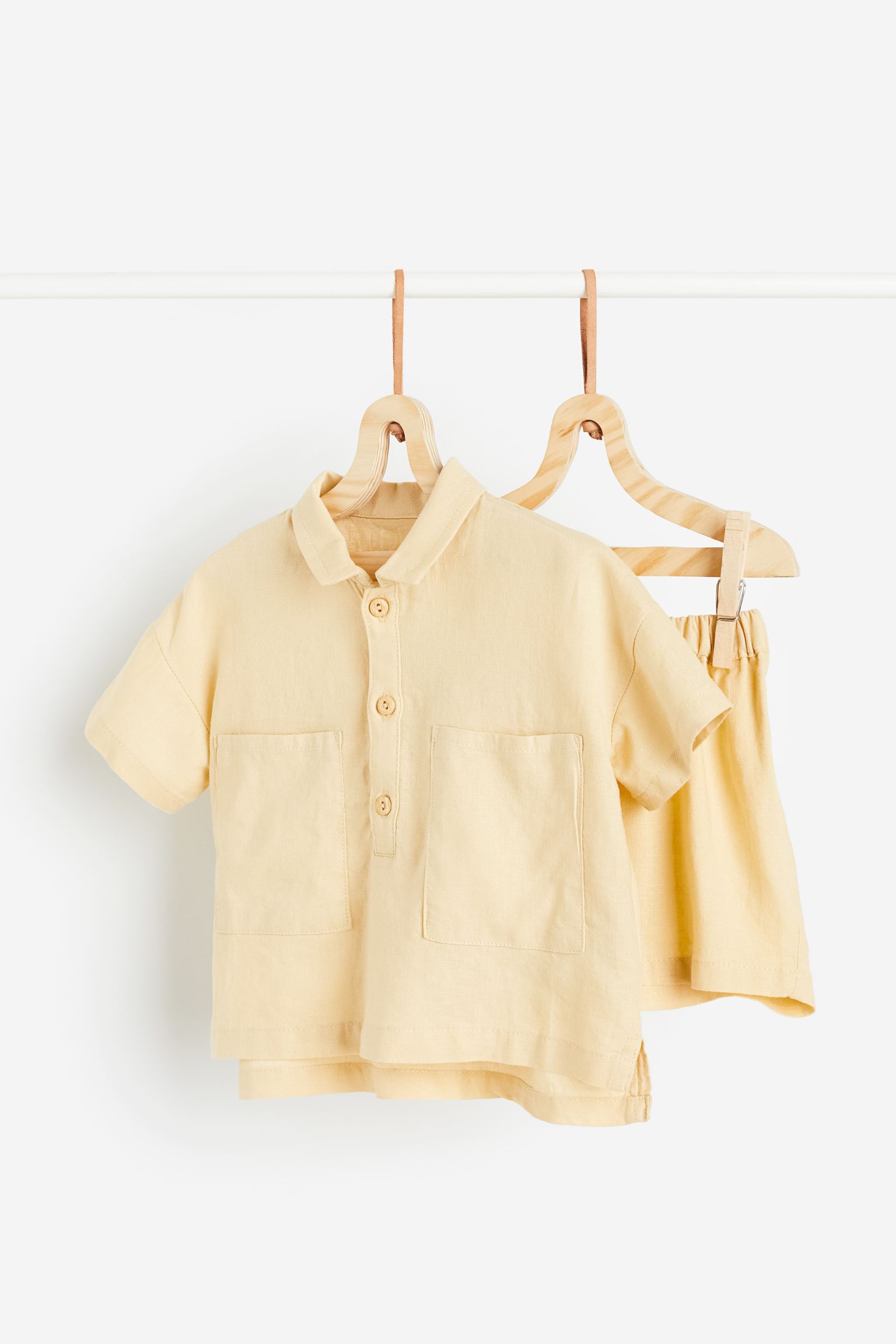 

2-piece linen-blend set