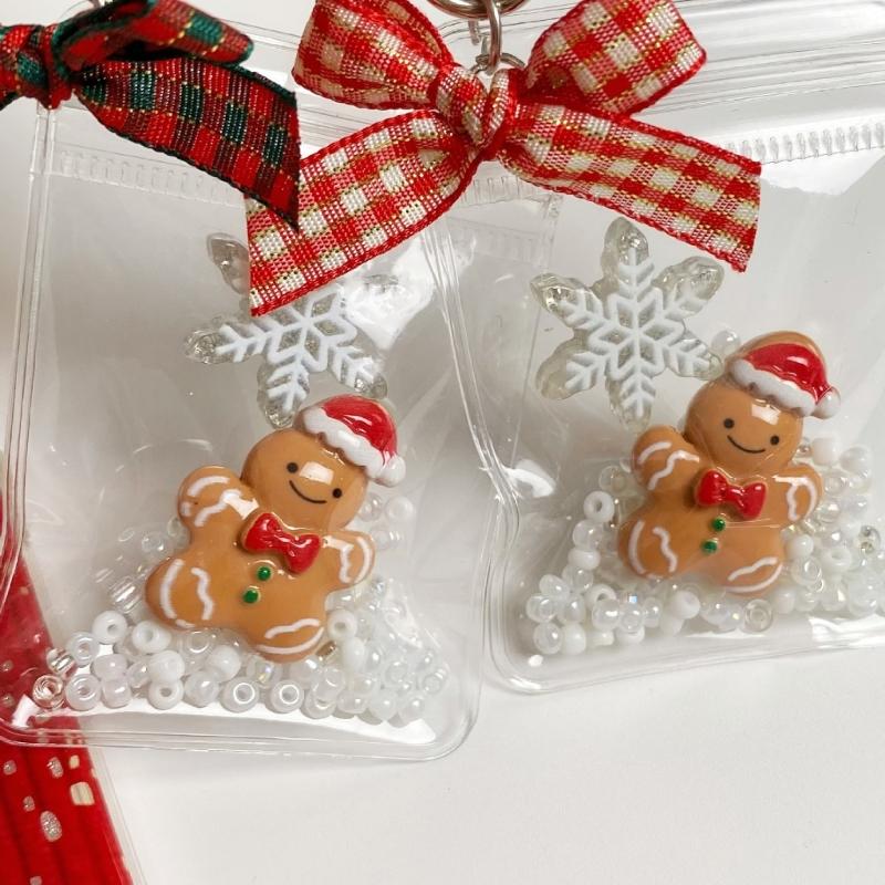Festive Gingerbreads Keychain Vintage Ornament Sturdy Phone Charm User Friendly Holiday Gift For Family Friend