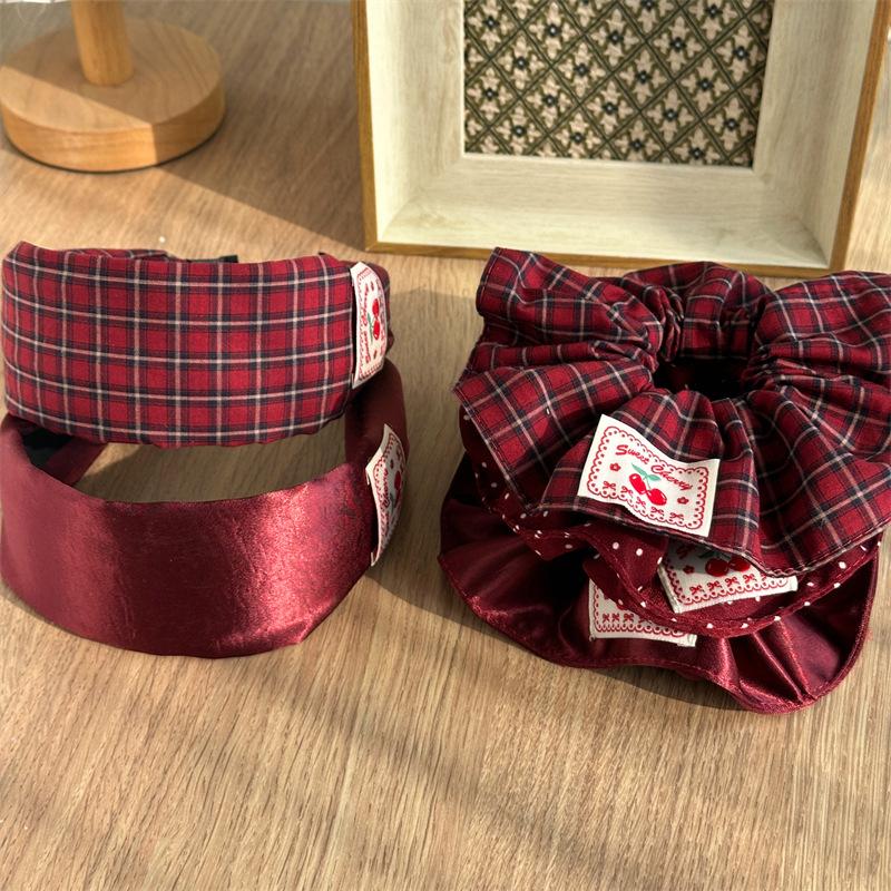Red Plaid & Polka Dot Hair Accessories Set Festive Aesthetic Style for Women Holiday Party Gift