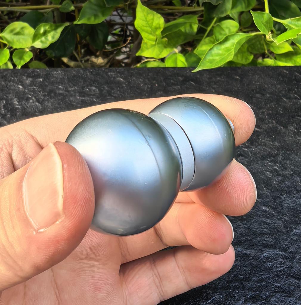 EDC Fidget Sliders Slider Metal Fidget Toys Stress Relief for Adults Magnetic Metal Infinite Fidget Magnetic buttons Gourd