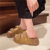 Platform sole retro beach vacation sandals 2025 summer new wear fashion versatile one-word drag boken slippers women