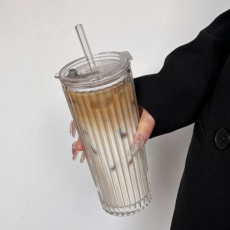 Large Capacity Transparent Glass Straw Cup with Lid for Office Drinks: Milk Tea, Coffee, Americano, Latte, Juice