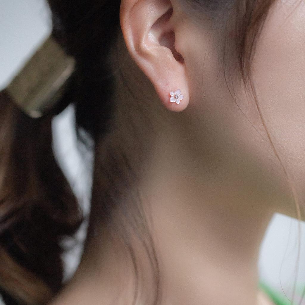 BLOOM Official 10K Pink Gold December Birth Christmas Rose Women's Earrings, Flower, (Single Ear) 0222-8992-0019-0000