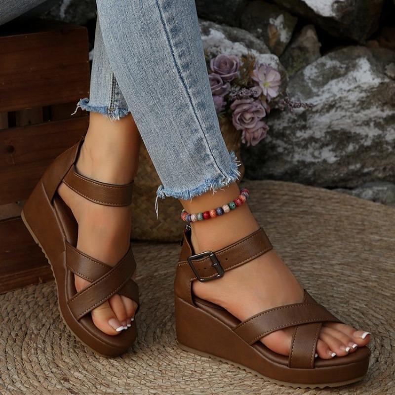 Sandali con Tacco Spesso Stile Romano 2026 Moda Estiva Donna Taglia Grande Fibbia a Cinturino Tacco Alto Piattaforma Ciabatte Pelle PU