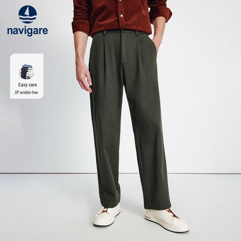 Navigare Men's Relaxed Fit Wrinkle-Resistant Straight Leg Pants