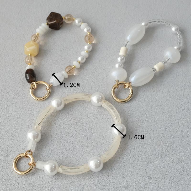 New Phone Accessory Wooden Chain Candy Beaded Luxury Phone Case Chains Acrylic Handle Lanyard Cell Mobile Patch Charm Strap