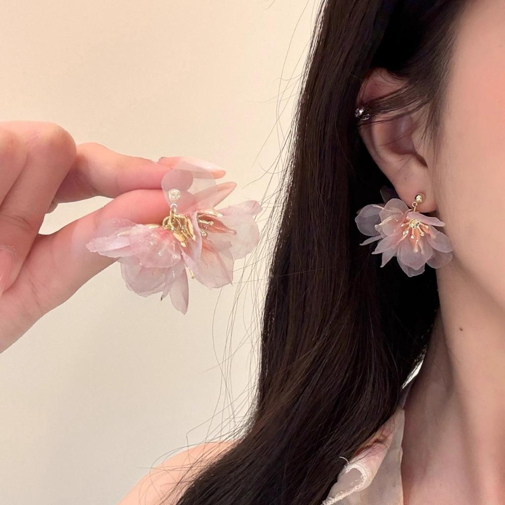 Seaside Vacation Wind Pink Purple Organza Petal Flower Earrings Women's New Temperament Stud Earrings Beautiful Earrings