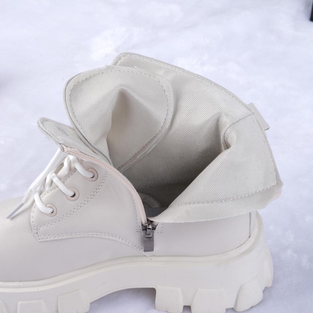 Women's Height-Increasing Martin Boots: Korean Style, Plus Velvet, Autumn/Winter, Thick Sole, Mid-Calf, Plus Size, Cotton.