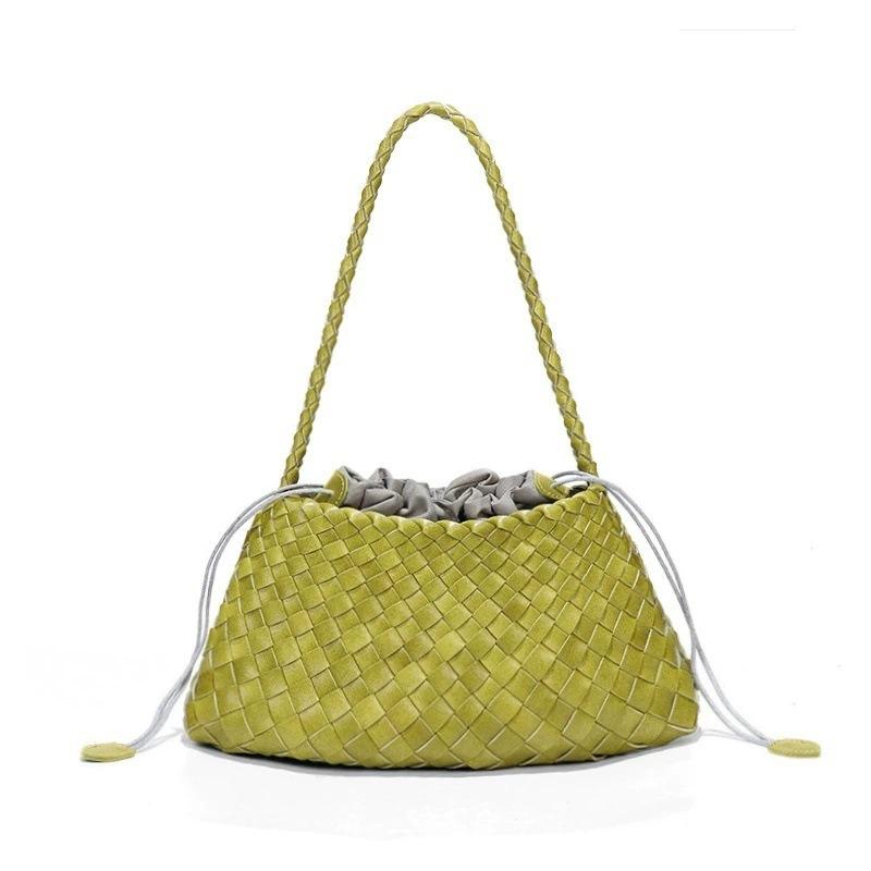 New women's bags, fashionable hand-woven bags, portable vegetable baskets, shoulder bags, personalized crescent bags.