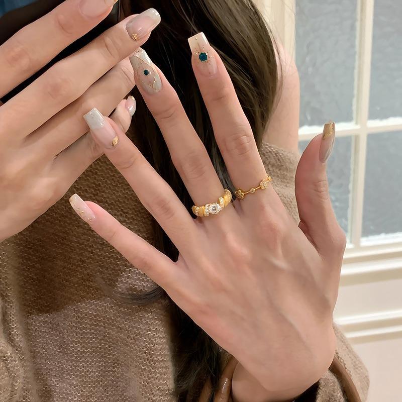 New in light luxury Vintage palace style inlay diamonds rings for women stylish opened ring wedding party jewelry